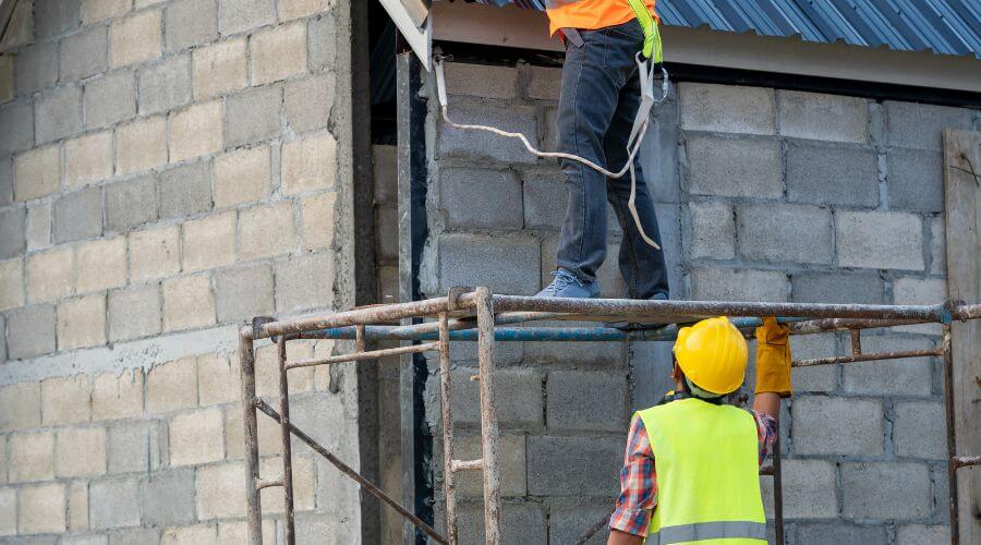 Expert Emergency Roof Repairs services in New Point, IN